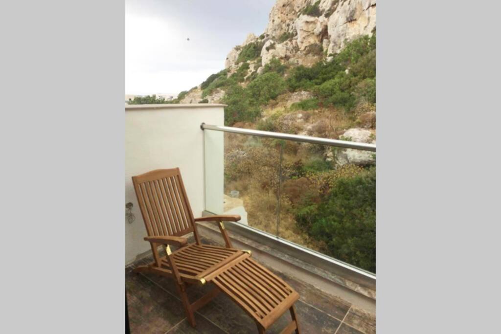 Mellieha Luxury Penthouse With Sea & Country Viewsアパートメント エクステリア 写真